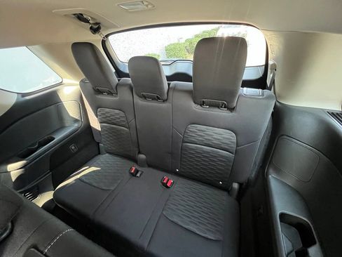 Certified 2025 Nissan Pathfinder SV AWD/4WD image 12