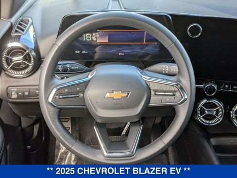 New 2025 Chevrolet Blazer EV LT image 16