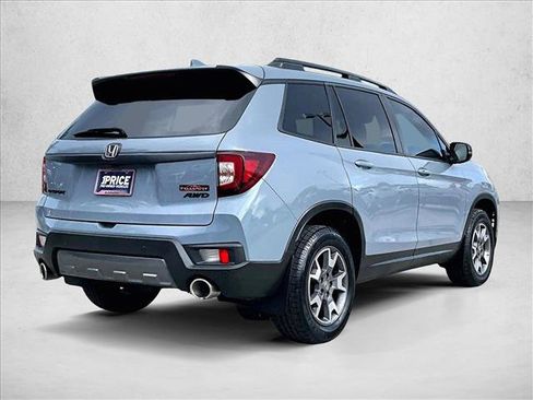 Used 2022 Honda Passport TrailSport image 2