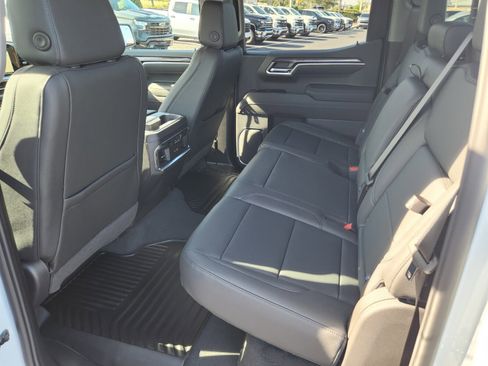 New 2026 Chevrolet Silverado 1500 LTZ w/ LTZ Premium Package image 8