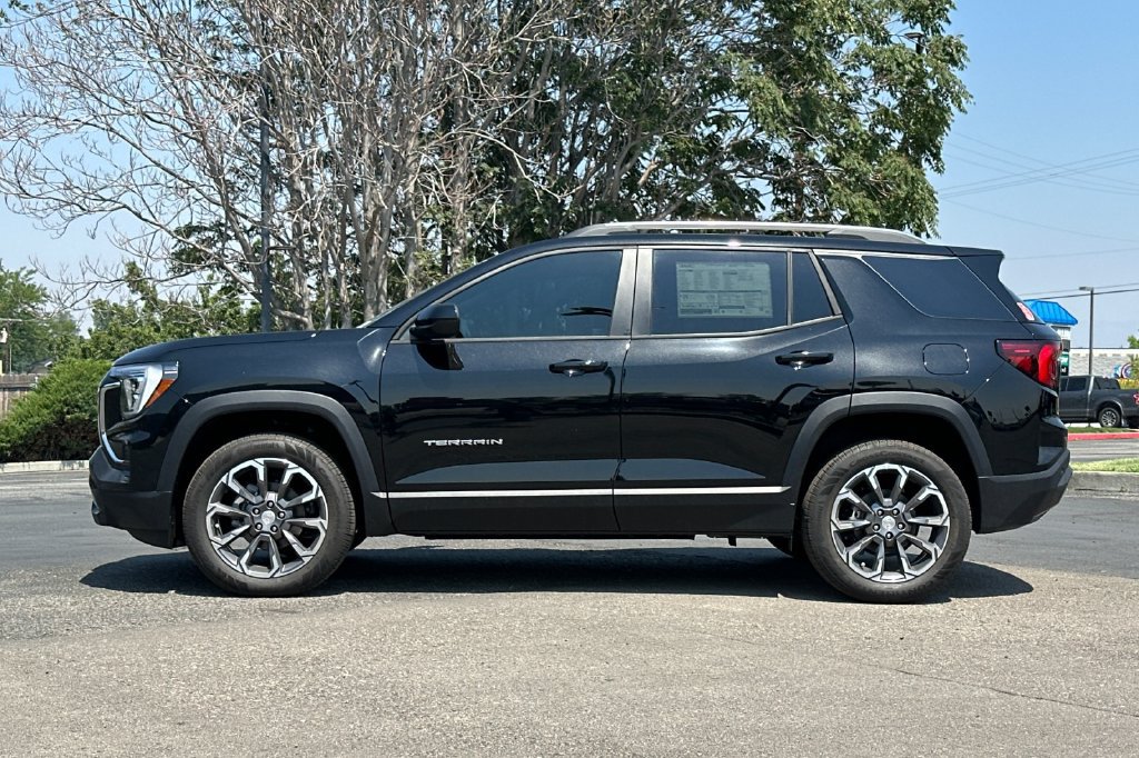 New 2026 GMC Terrain Elevation w/ Elevation Premium Package AWD/4WD image 14