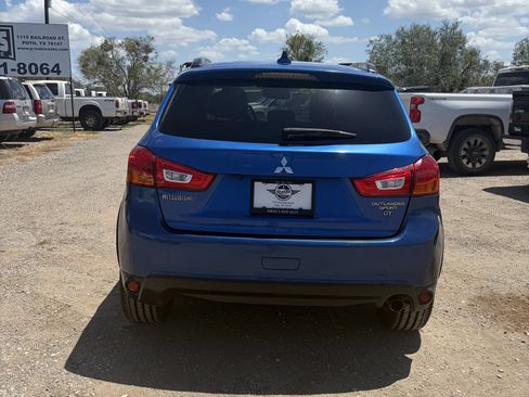 Used 2017 Mitsubishi Outlander Sport GT AWD/4WD image 4