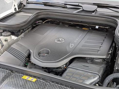 New 2026 Mercedes-Benz GLE 450 4MATIC image 17