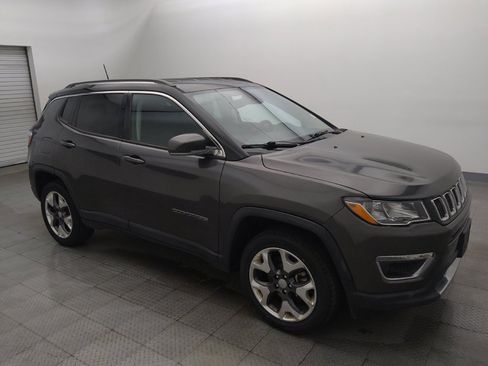 Used 2019 Jeep Compass Limited AWD/4WD image 11