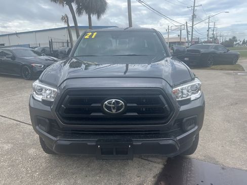Used 2021 Toyota Tacoma SR image 3