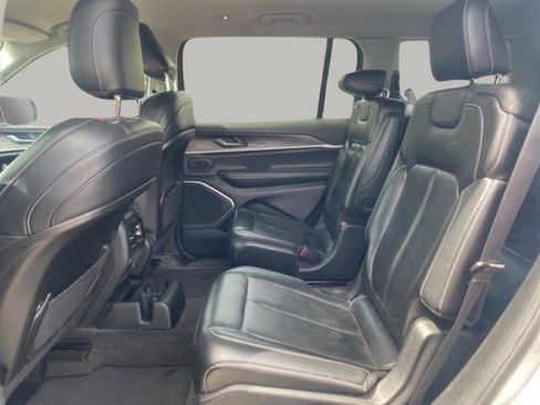 Used 2021 Jeep Grand Cherokee L Limited image 31