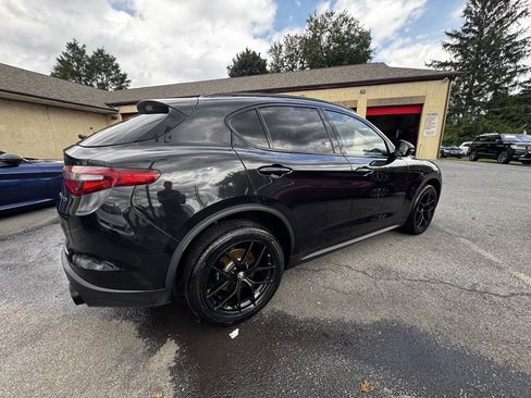 Used 2019 Alfa Romeo Stelvio Sport w/ Quick Order Package 22J Sport AWD/4WD image 10