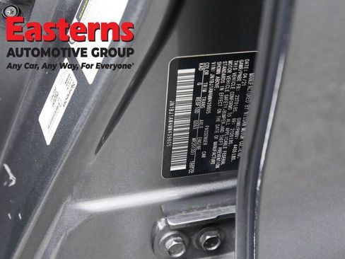 Used 2021 Nissan Rogue Sport S image 35