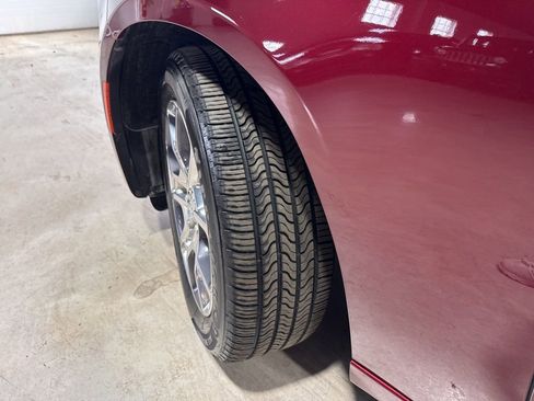 Used 2017 Dodge Charger SXT w/ AWD Plus Group image 3