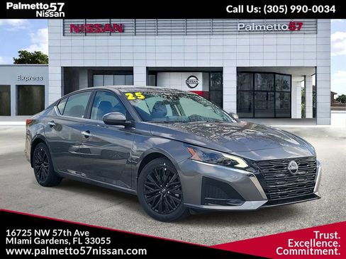 Used 2025 Nissan Altima 2.5 SV w/ SV Special Edition Package image 1