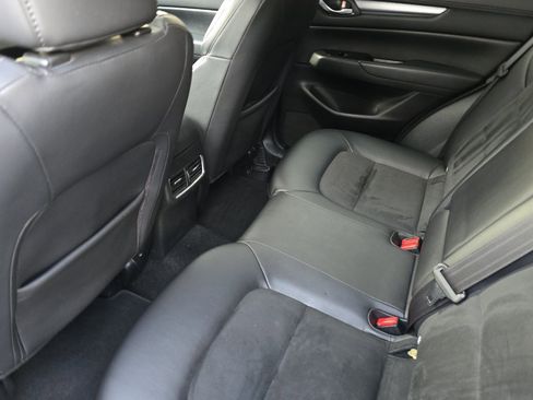 Used 2019 MAZDA CX-5 Touring image 16
