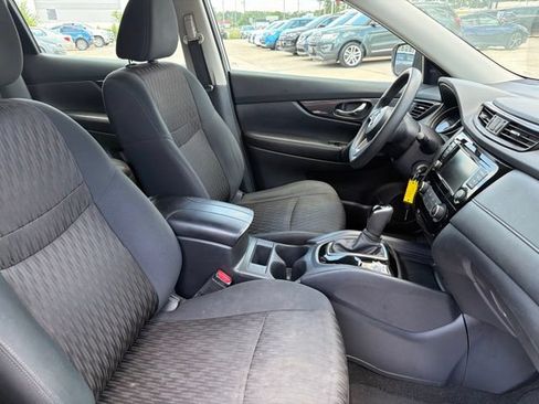 Used 2018 Nissan Rogue S FWD image 15