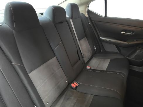 Used 2021 Nissan Sentra SR image 16