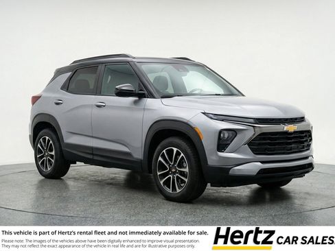 Used 2025 Chevrolet TrailBlazer LT image 1