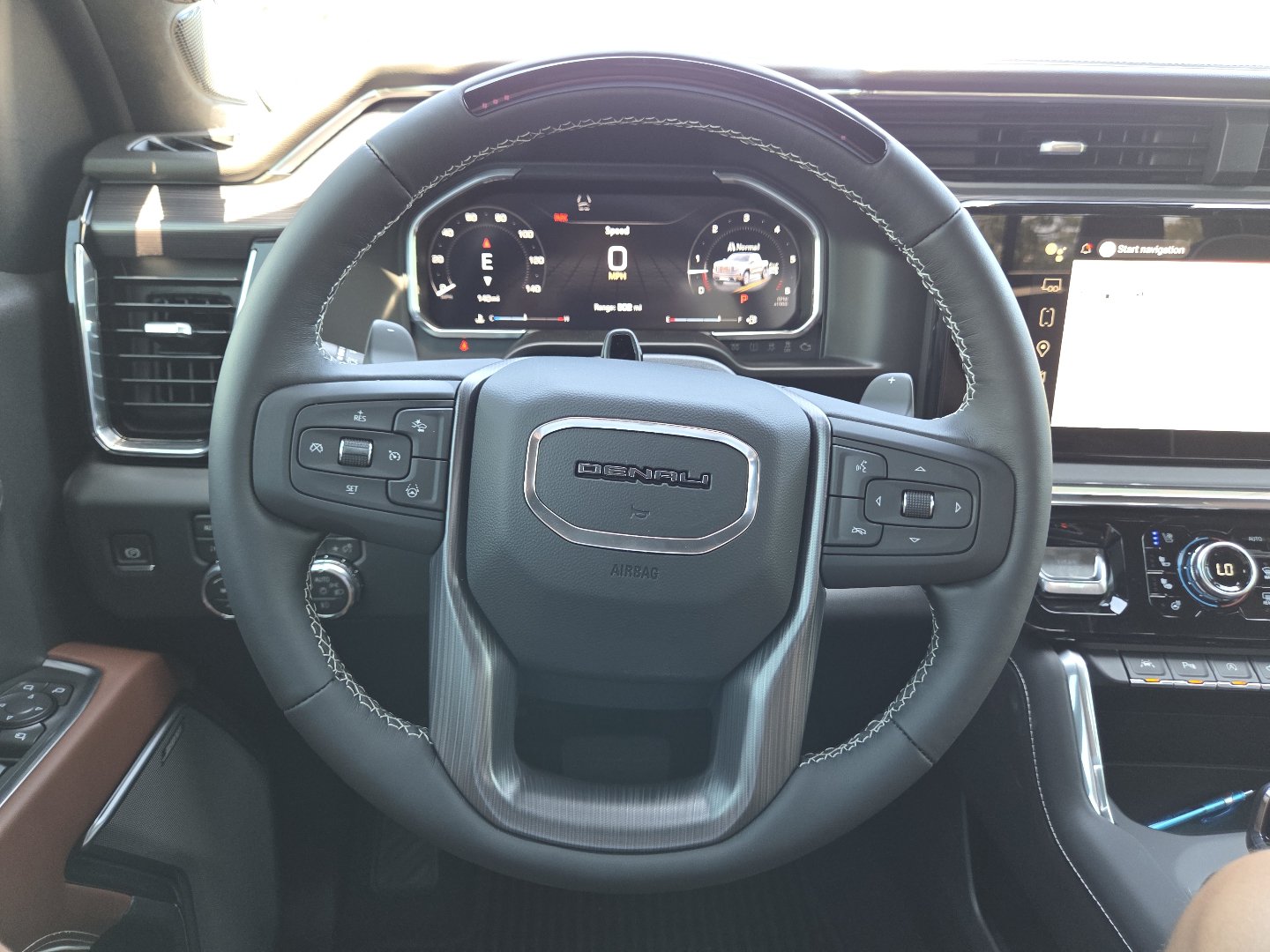 New 2026 GMC Sierra 1500 Denali Ultimate w/ LPO, Black Badging Package AWD/4WD image 33
