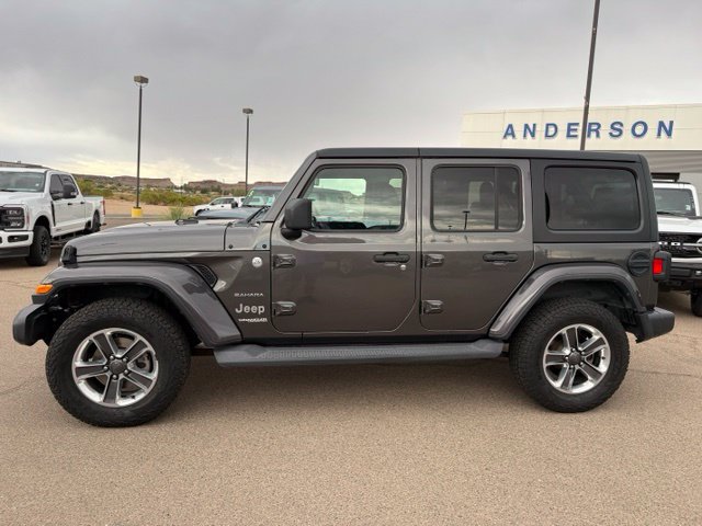 Used 2018 Jeep Wrangler Unlimited Sahara AWD/4WD image 9