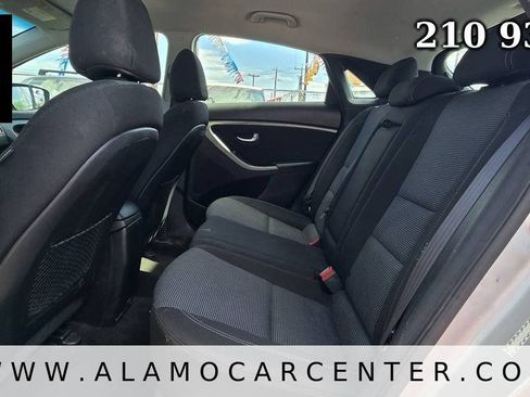Used 2016 Hyundai Elantra GT FWD image 27