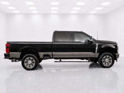 Used 2024 Ford F250 King Ranch AWD/4WD image 9