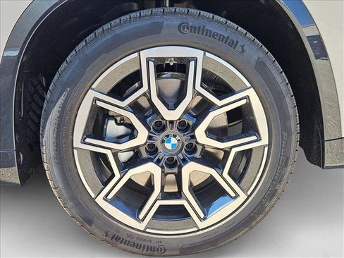 Used 2026 BMW X1 xDrive28i w/ Technology Package image 16