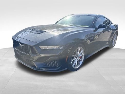 Used 2024 Ford Mustang GT Premium RWD image 3