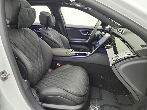 New 2026 Mercedes-Benz S 580 4MATIC Sedan image 15