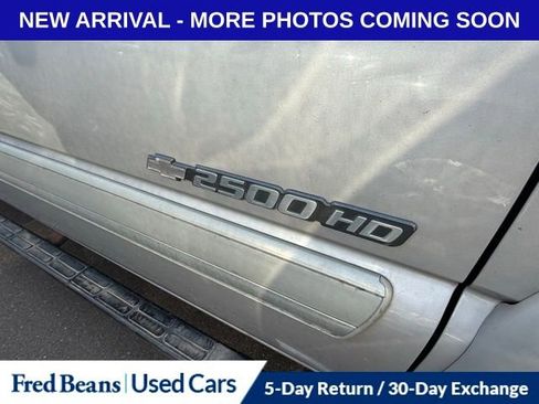 Used 2006 Chevrolet Silverado 2500 LT w/ Snow Plow Prep Package image 8