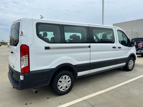 Used 2022 Ford Transit 350 XLT RWD image 6