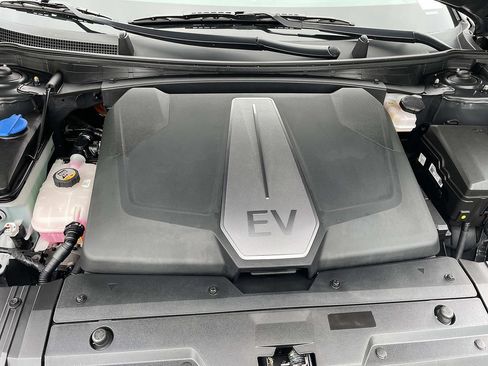 Used 2024 Kia EV6 Light AWD/4WD image 37