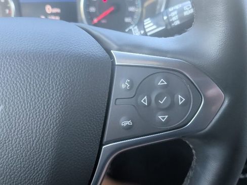 Used 2023 Chevrolet Traverse LT image 26