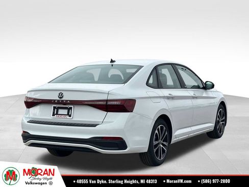 Used 2026 Volkswagen Jetta Sport FWD image 4