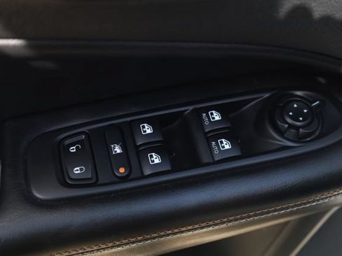 Used 2020 Jeep Compass Latitude FWD image 15
