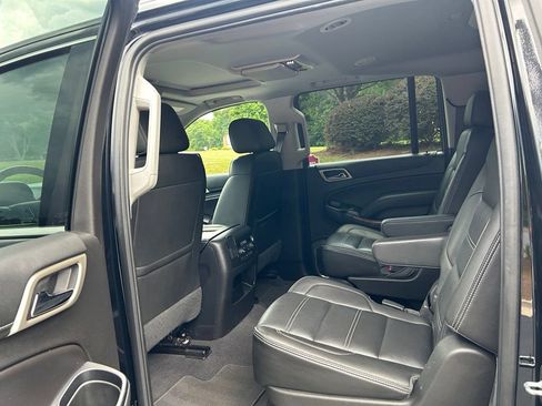 Used 2019 GMC Yukon XL Denali w/ Denali Ultimate Package AWD/4WD image 42