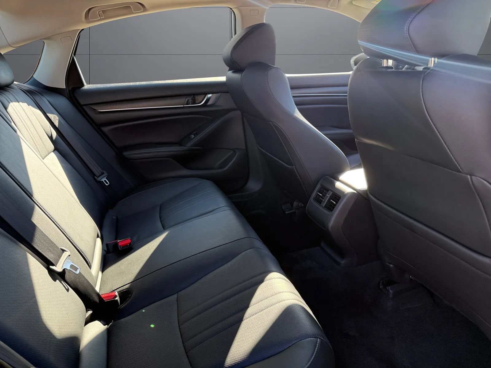 Used 2020 Honda Accord EX-L image 20