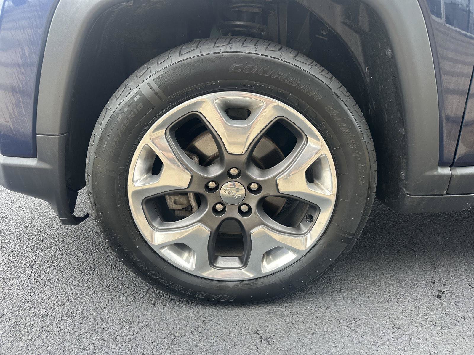 Used 2019 Jeep Compass Limited AWD/4WD image 13