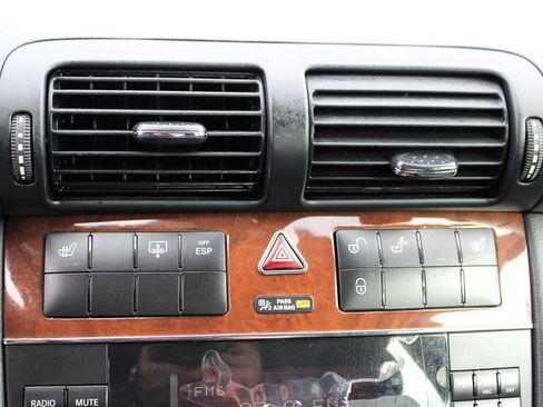 Used 2007 Mercedes-Benz C 280 4MATIC Sedan image 23