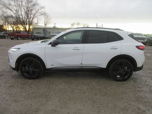 New 2026 Buick Envision Sport Touring image 9