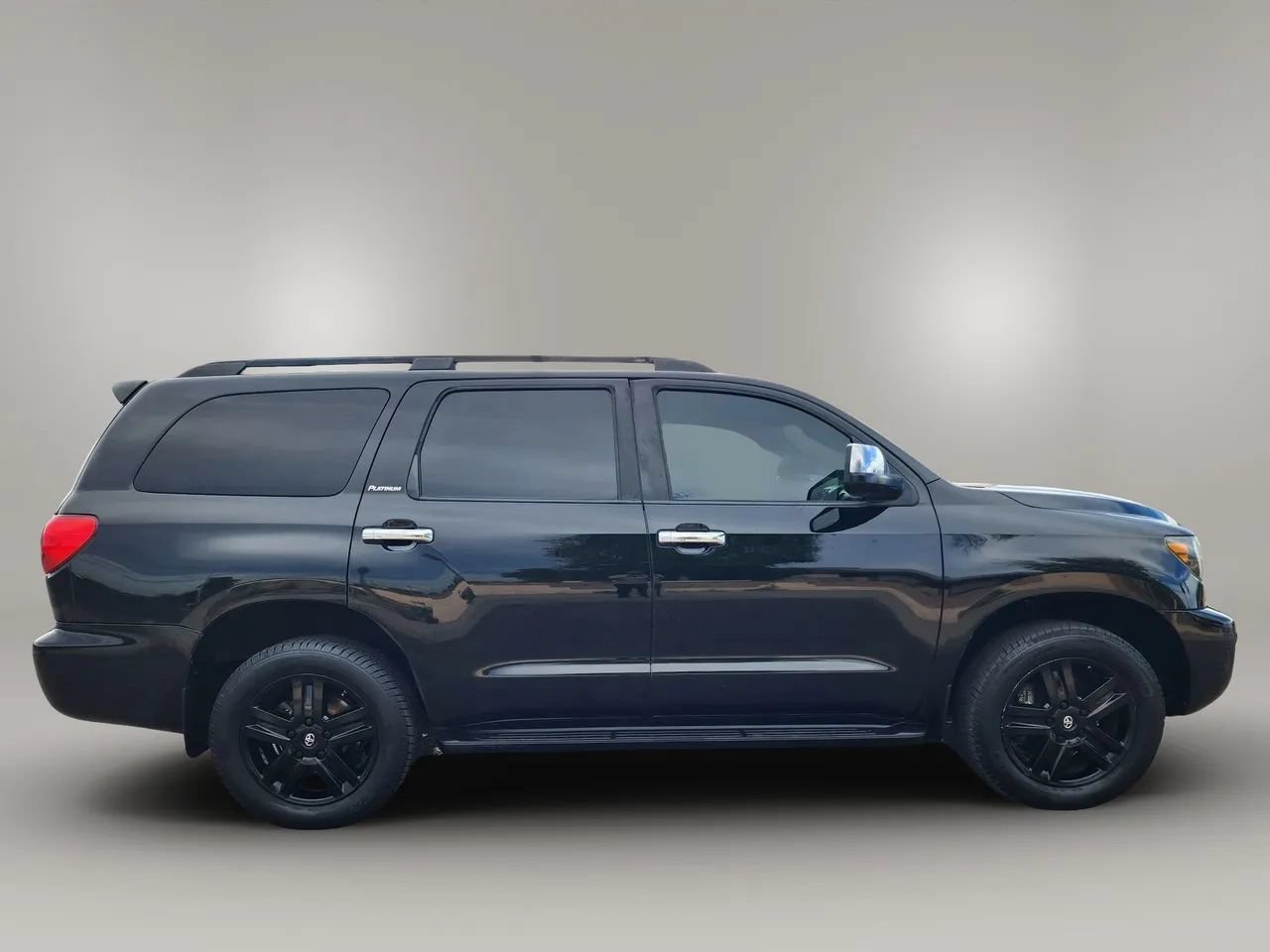 Used 2012 Toyota Sequoia Platinum AWD/4WD image 8