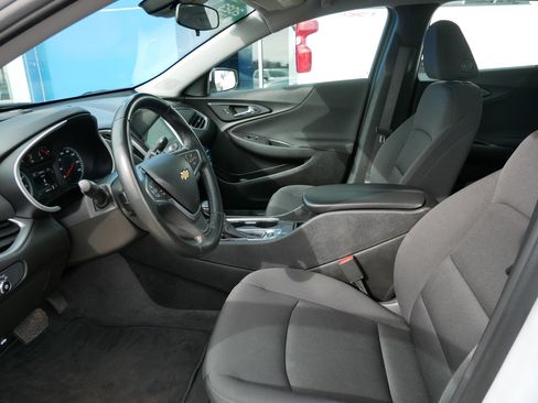 Certified 2023 Chevrolet Malibu LT w/ Sport Edition image 8