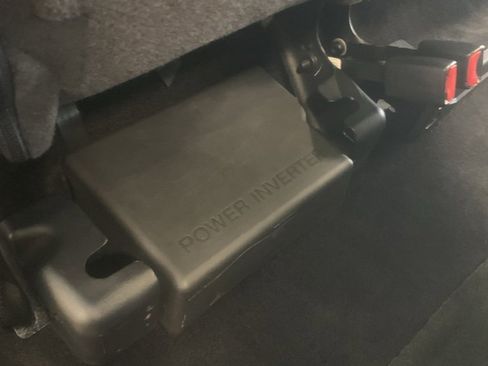 Used 2016 Ford F150 Lariat image 14