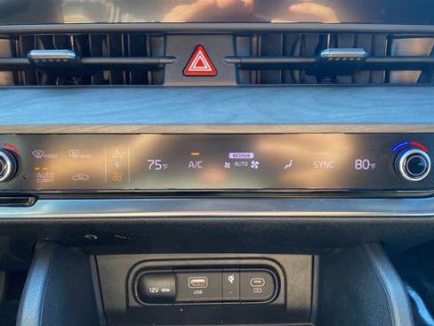 Certified 2023 Kia Sportage X-Line AWD/4WD image 17
