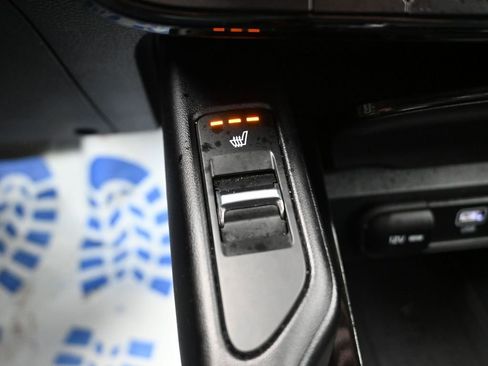 Certified 2025 Kia Telluride S image 22