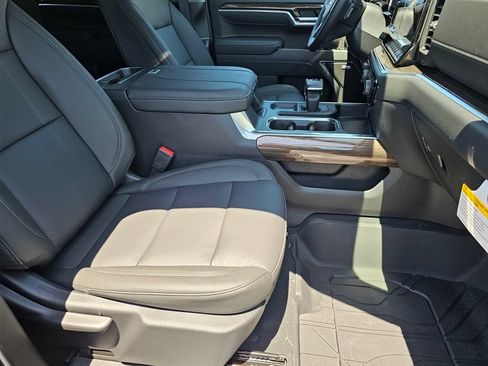 New 2026 Chevrolet Silverado 1500 RST w/ Redline Edition RWD image 10