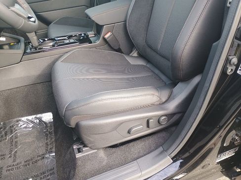 New 2026 Subaru Forester Touring AWD/4WD image 10