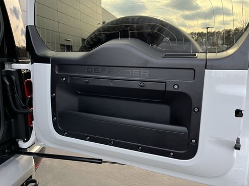 Certified 2025 Land Rover Defender 110 S image 37