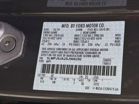 Certified 2025 Lincoln Nautilus Black Label AWD/4WD image 38