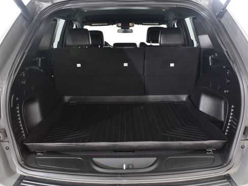 Used 2021 Jeep Grand Cherokee Laredo X AWD/4WD image 20