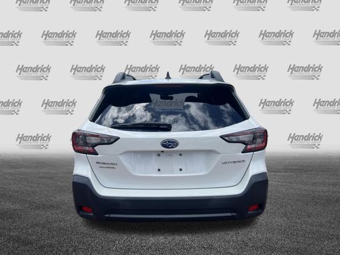 Used 2023 Subaru Outback Premium AWD/4WD image 9
