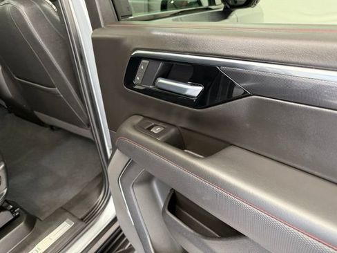 Used 2025 Chevrolet Suburban RST w/ Sun And Tow Package AWD/4WD image 32