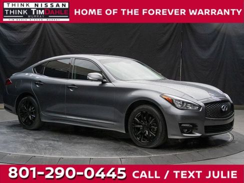 Used 2016 INFINITI Q70 3.7 w/ Deluxe Touring Package image 1