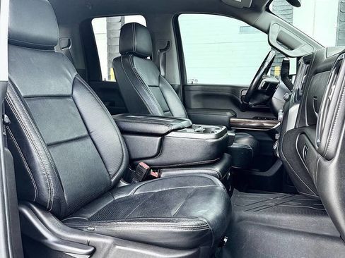 Used 2021 Chevrolet Silverado 2500 LT w/ All Star Edition RWD image 2